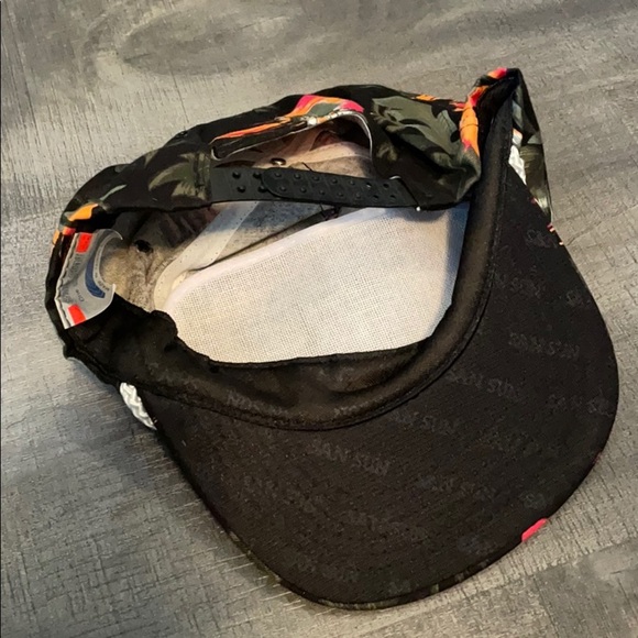 Raychem Vintage Floral Trucker Hat - Picture 2 of 3